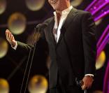L'initiative Helping Haïti-Everybody Hurts pilotée par Simon Cowell (photo) a rassemblé 21 stars