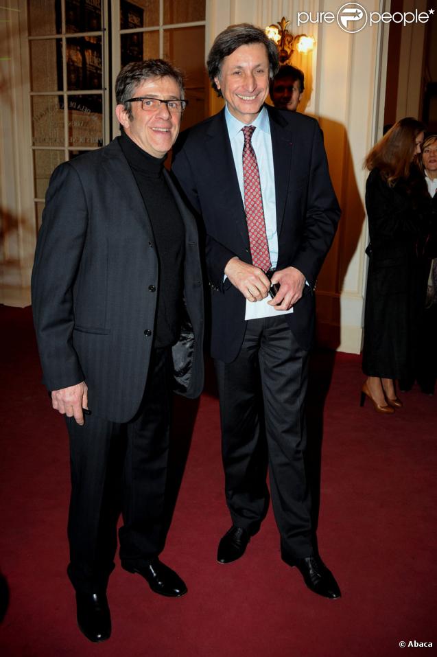 Stéphane Hillel et Patrick de Carolis lors de la représentation de la pièce L'Affaire Seznec au théâtre de Paris le 3 février 2010