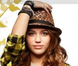Miley Cyrus met aux enchères ses effets personnels au profit des sinistrés de la Croix-Rouge.