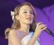 Découvrez les images bouleversantes et les voix vibrantes de Kylie Minogue, Robbie Williams, Mika...