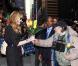 Radioman salue la star Julia Roberts à New York en 2009 