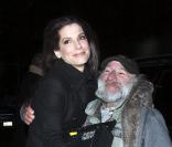 Radioman salue la star Sandra Bullock à New York en 2010 