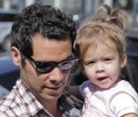 Jessica Alba, Honor et Cash Warren à Los Angeles. Le 14 février 2010