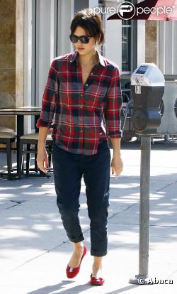 Jessica Alba, Honor et Cash Warren à Los Angeles. Le 14 février 2010