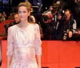 Amanda Peet à l\'occasion de la présentation de <i>Please Give</i>, lors de la 60e Berlinale, à Berlin, le 16 février 2010.