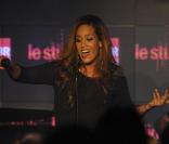 Amel Bent en concert au Studio SFR le 23 février 2010.
