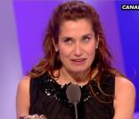 Emmanuelle Devos, lauréat du César du Meilleur second rôle féminin pour son rôle dans <i>A l\'origine</i>.