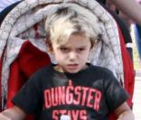 Gavin Rossdale et Kingston (28 février 2010 au zoo de Los Angeles)