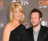 Jenna Elfman et son mari Bodhi Elfman en janvier 2010 