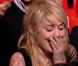 25e Victoires de la Musique : Coeur de pirate fête sa triple Victoire... en embrassant fougueusement son bien-aimé, Fabrice !