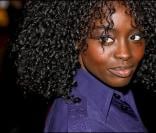 Aïssa Maïga à son arrivée au défilé Gaultier le 6/03/10 