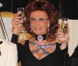 Le MSC Magnifica, nouveau paquebot monumental de MSC Croisières, a été baptisé par la grande Sophia Loren, le 6 mars 2010 à Hambourg !