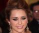 La starlette de Disney Miley Cyrus, s'offre ici des cils d'une longueur incroyable pour un regard simplement à tomber !