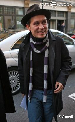 Mark Owen raconte ses infidélités dans une interview au  Sun , le 11 mars 2010 !