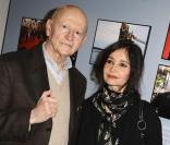 Gilles Jacob et Evelyne Bouix lors de l'inauguration de l'expostion au Bon Marché consacrée au Livre d'or de Gilles Jacob le 15 mars 2010