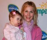 Kelly Rutherford et sa fille Helena, lors de la soirée Pampers à New York, le 18 mars 2010
