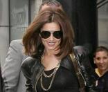 Cheryl Cole à la sortie de la station de radio NRJ à Paris le 25 mars 2010