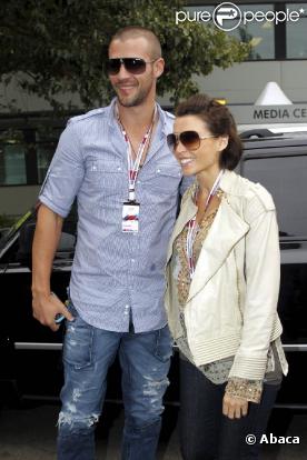 Dannii Minogue et son compagnon Kris Smith au grand prix d'Australie le 28 mars 2010
