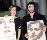 Tahar Rahim et Marie-Josée Croze à l'occasion de la remise des prix Romy Schneider et Patrick Dewaere, qui s'est tenue à l'Hôtel Renaissance, à Paris, le 29 mars 2010.