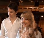 Le spectacle musical  Il était une fois Joe Dassin  se dévoile au travers d'un premier clip réunissant Cécilia Cara, Joanna Lagrave et tous les protagonistes sous la direction de Christophe Barratier