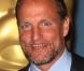 Woody Harrelson : après avoir agressé un paparazzo, la star de 2012... met la main au portefeuille !
