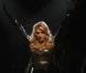 Ke$ha interprète  TiK ToK , sur le plateau de Saturday Night Live, samedi 17 avril.