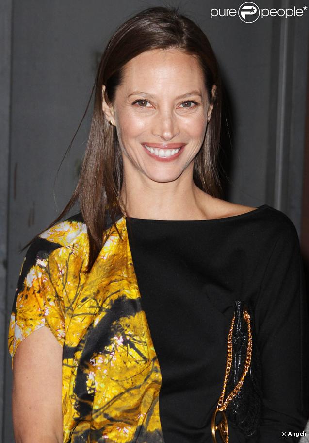 Christy Turlington à la première du film Nice Guy Johnny d'Edward Burns, dans le cadre du Film Festival of Tribeca, le 23 avril 2010