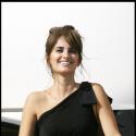 Penélope Cruz, sensuelle et élégante pour un rendez-vous galant parisien...