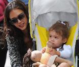 Jessica Alba, Cash Warren et Honor à New York, le 30 avril 2010.