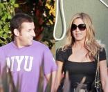 Jennifer Aniston et Adam Sandler lors du tournage de Just Go With It
