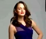 Leighton Meester dans le making of de Herbal Essences