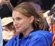 Natalie Portman, même en bleu de travail, elle est irrésistible... Ashton Kutcher est sous le charme !