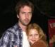 Drew Barrymore est également une véritable indécise. Après une union éclair d'un mois avec le barman Jeremy Thomas, la star de E.T. a été l'épouse de l'acteur Tom Green pendant 5 mois !