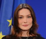Carla Bruni tournera dans  Midnight in Paris  de Woody Allen, été 2010 !