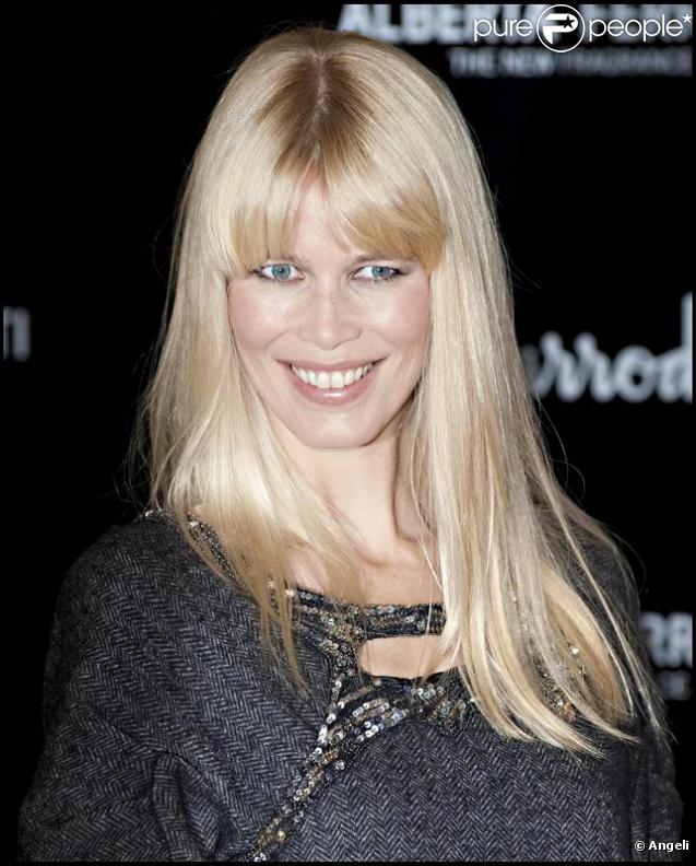 Claudia Schiffer a mis au monde une petite fille, ce vendredi 14 mai, née de son union avec Matthew Vaughn.