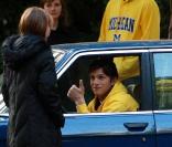 Natalie Portman et Ashton Kutcher sur le tournage de Friends with Benefits de Ivan Reitman à Los Angeles le 18 mai 2010  