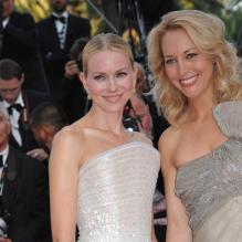 Naomi Watts et Valerie Plame montent les marches du 63e festival de Cannes, à l'occasion de la projection de Fair Game. Le 20 mai 2010