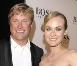 Diane Kruger au côté d'Alex Thomson lors du baptème du nouveau bateau HUGO BOSS à Canary Wharf à Londres le 27 mai 2010 