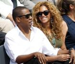 Beyoncé et Jay-Z assistent à la finale Hommes de Roland-Garros le 6 juin 2010 : main dans la main 
