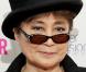 Yoko Ono lors des Glamour Awards à Londres le 8 juin 2010