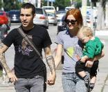 Pete Wentz en compagnie de sa femme Ashlee Simpson et son fils Bronx Mowgli