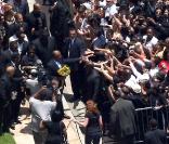 L'hommage à Michael Jackson dans le cimetière de Forest Lawn dans la banlieue de Los Angeles, un an après sa mort le 25 juin 2010