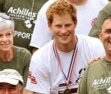 Le 27 juin 2010, le prince Harry, dans le cadre de sa visite de trois jours à New York pour promouvoir sa fondation Sentebale, participait à une course de charité dans Central Park.