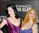 La chanteuse espagnole Alaska et Dita Von Teese