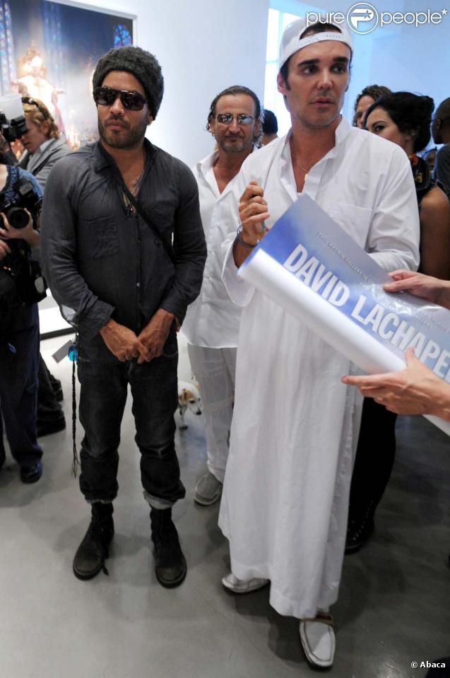 Vernissage exposition  American Jesus  de David LaChapelle à New York, le 13 juillet 2010. Ici avec Lenny Kravitz 