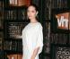 Angelina Jolie, tellement classe vêtue d'une longuissime robe Max Azria, lors des Critic's Choice Awards 2009