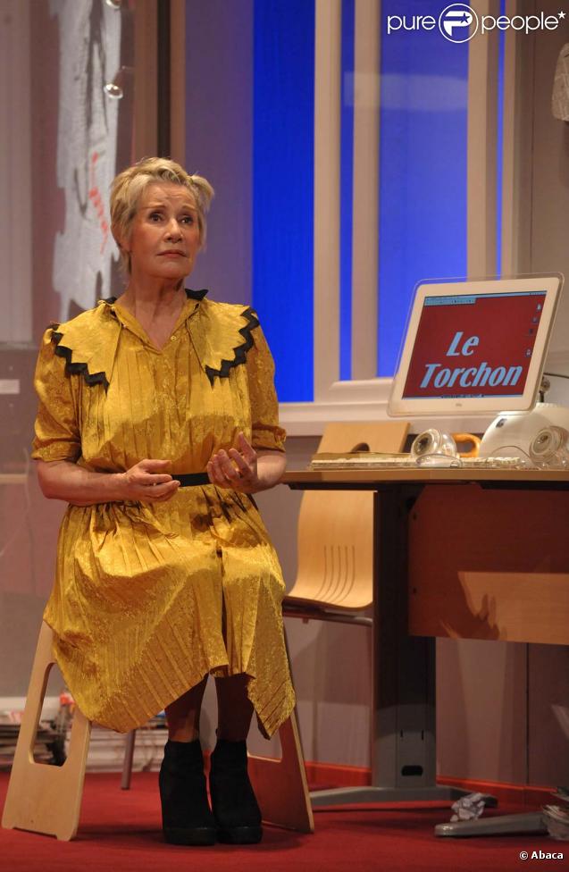 Danièle Gilbert dans la pièce  Presse pipole , juin 2009