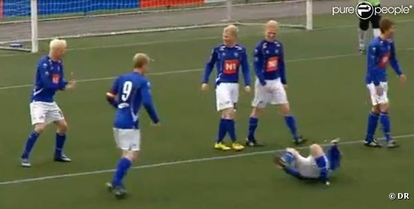 Des photos d'un match de première division islandaise, le 25 juillet 2010.