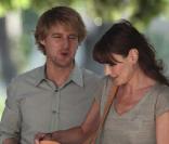 Carla Bruni et Owen Wilson sur le tournage de  Midnight in Paris  de Woody Allen, le 27 juillet 2010