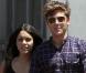 Vanessa Hudgens et son boyfriend Zac Efron se promènent en amoureux, et main dans la main, à Hollywood, il y a quelques jours.
